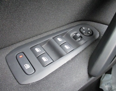 308 1.2 PURETECH 110CH S&S ACTIVE BUSINESS