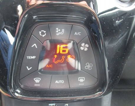 108 1.2 PURETECH 82CH ALLURE TOIT OUVRANT 5P