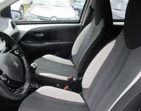 108 1.2 PURETECH 82CH ALLURE TOIT OUVRANT 5P