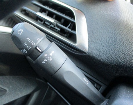 3008 1.5 BLUEHDI 130CH S&S ACTIVE BUSINESS