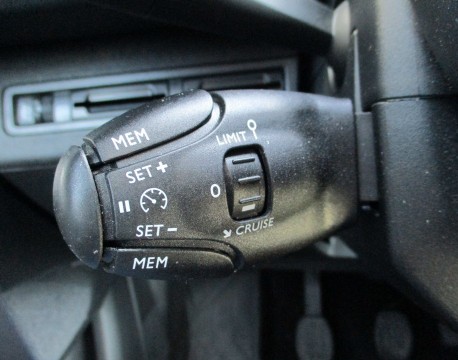 3008 1.5 BLUEHDI 130CH S&S ACTIVE BUSINESS