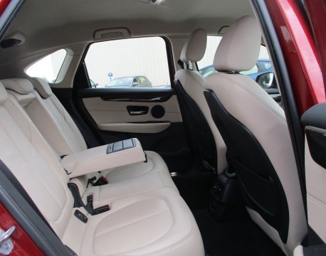 SERIE 2 ACTIVETOURER (F45) 218DA 150CH LUXURY