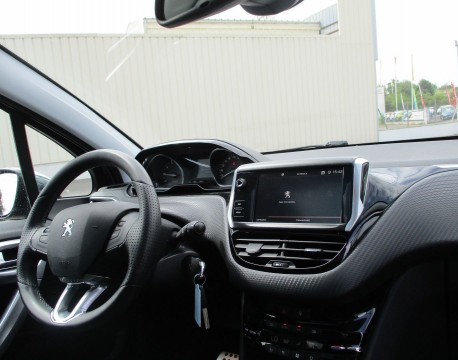 2008 1.2 PURETECH 110CH CROSSWAY S&S EAT6