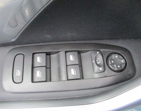 2008 1.2 PURETECH 110CH CROSSWAY S&S EAT6