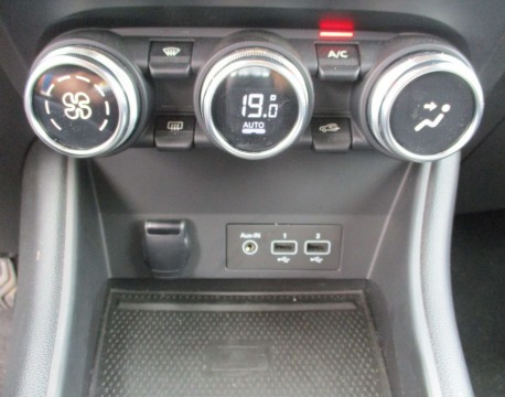 CAPTUR 1.5 BLUE DCI 95CH INTENS