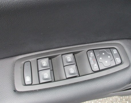 MEGANE IV 1.3 TCE 140CH FAP INTENS