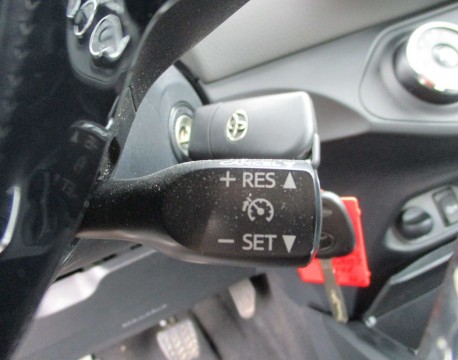 YARIS 69 VVT-I FRANCE BUSINESS 5P