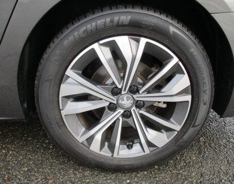 508 SW BLUEHDI 130CH S&S ALLURE EAT8 + OPTIONS