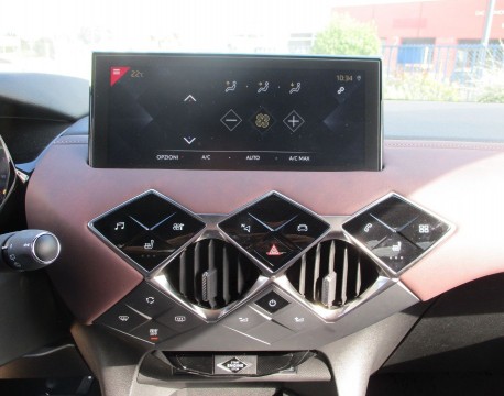 DS 3 CROSSBACK PURETECH 155CH LA PREMIERE BVA8