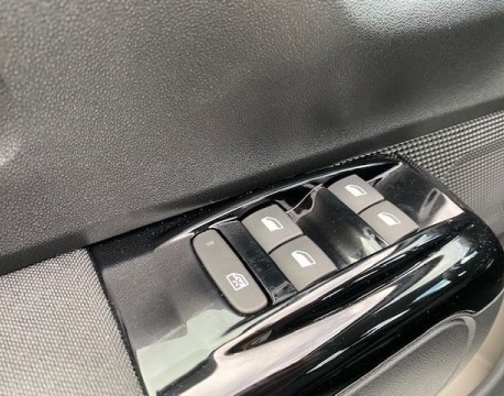 C3 PURETECH 82CH FEEL+ OPTIONS