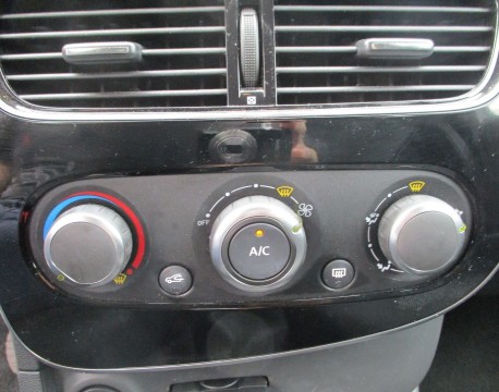 CLIO IV ESTATE 1.5 DCI 90CH ENERGY BUSINESS 82G