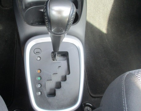 YARIS 100H DYNAMIC BUSINESS 5P HYB