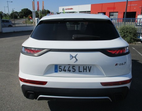DS 7 CROSSBACK BLUEHDI 130CH DRIVE EFFICIENCY PERFORMANCE LINE AUTOMATIQUE 100G