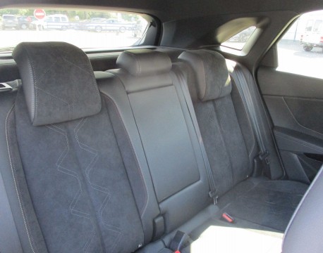 DS 7 CROSSBACK BLUEHDI 130CH DRIVE EFFICIENCY PERFORMANCE LINE AUTOMATIQUE 100G