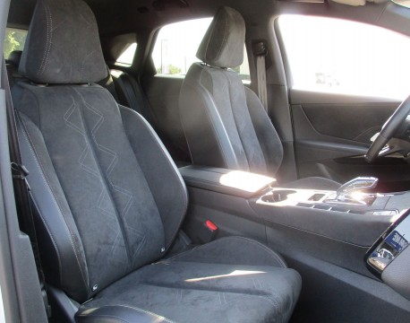 DS 7 CROSSBACK BLUEHDI 130CH DRIVE EFFICIENCY PERFORMANCE LINE AUTOMATIQUE 100G