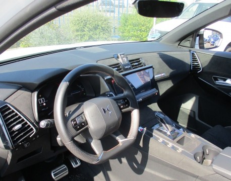 DS 7 CROSSBACK BLUEHDI 130CH DRIVE EFFICIENCY PERFORMANCE LINE AUTOMATIQUE 100G