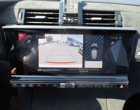 DS 7 CROSSBACK BLUEHDI 130CH DRIVE EFFICIENCY PERFORMANCE LINE AUTOMATIQUE 100G