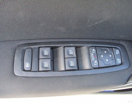 MEGANE IV ESTATE 1.5 BLUE DCI 115CH BUSINESS EDC