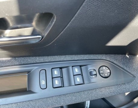 3008 1.5 BLUEHDI 130CH S&S ACTIVE BUSINESS