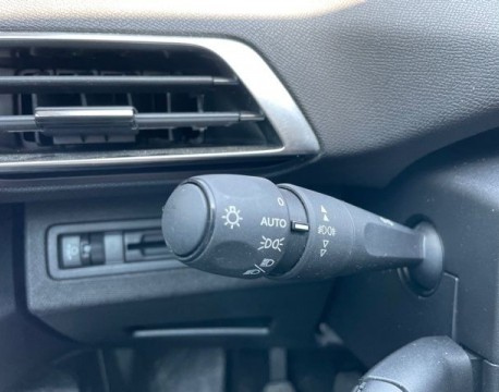 3008 1.5 BLUEHDI 130CH S&S ACTIVE BUSINESS