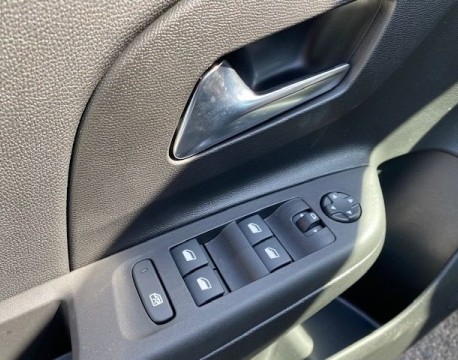 CORSA 1.5 D 100CH ELEGANCE