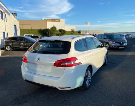 308 SW 1.2 PURETECH 130CH E6.C S&S ALLURE EAT8