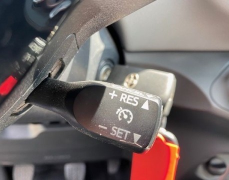 YARIS 70 VVT-I LINEA LUNA