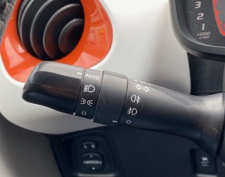 108 1.2 PURETECH 82CH ROLAND GARROS 5P