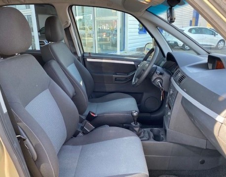 MERIVA 1.6 TWINPORT 105CH COSMO