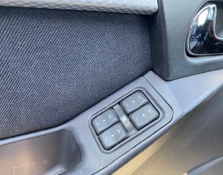 MERIVA 1.6 TWINPORT 105CH COSMO