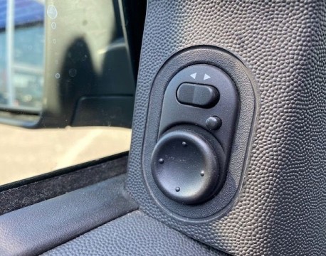 MERIVA 1.6 TWINPORT 105CH COSMO