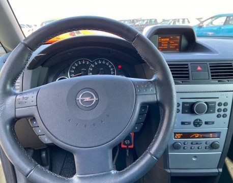 MERIVA 1.6 TWINPORT 105CH COSMO