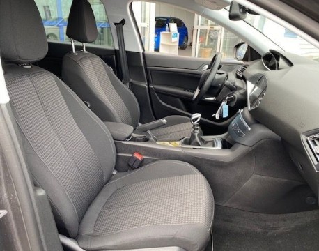 308 SW 1.5 BLUEHDI 130CH S&S ACTIVE BUSINESS