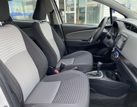 YARIS 100H FRANCE BUSINESS 5P