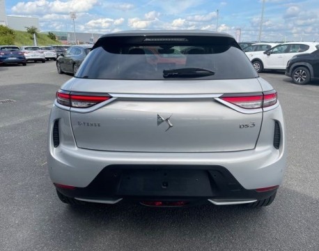 DS 3 CROSSBACK E-TENSE LA PREMIERE 136CH
