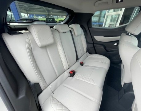 DS 3 CROSSBACK E-TENSE LA PREMIERE 136CH