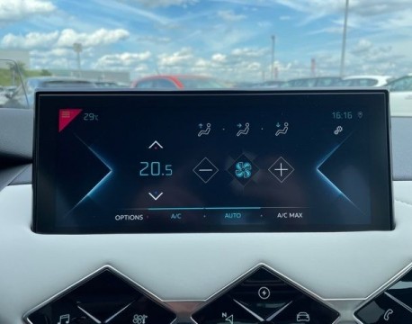 DS 3 CROSSBACK E-TENSE LA PREMIERE 136CH