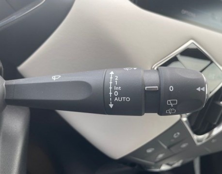 DS 3 CROSSBACK E-TENSE LA PREMIERE 136CH