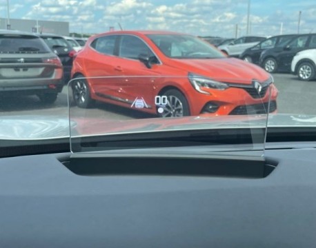 DS 3 CROSSBACK E-TENSE LA PREMIERE 136CH